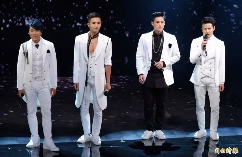 好友發現不對勁!王少偉「不理腳麻換右腳施力」 拖到「左腳嚴重萎縮」變大小腳醫生嚇喊:得動大手術