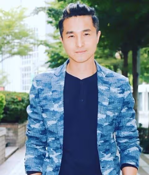 好友發現不對勁!王少偉「不理腳麻換右腳施力」 拖到「左腳嚴重萎縮」變大小腳醫生嚇喊:得動大手術