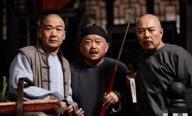 28歲被張國立捧紅，拍戲25年不溫不火，如今51歲在家種地