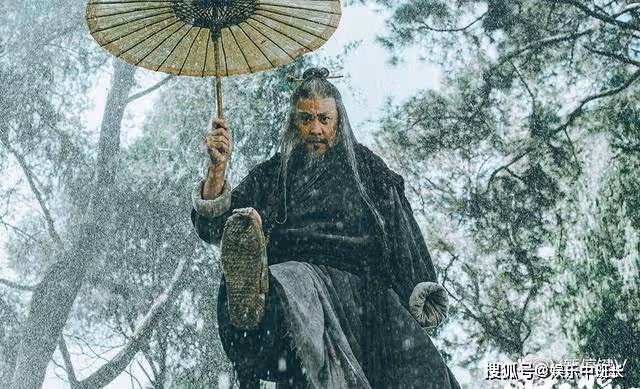 《雪中悍刀行》兩袖青蛇一劍開天門，幾分鐘看完李淳罡一生