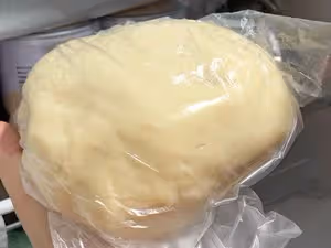 大包酥蛋黃酥也能層次分明，酥掉渣，不破酥