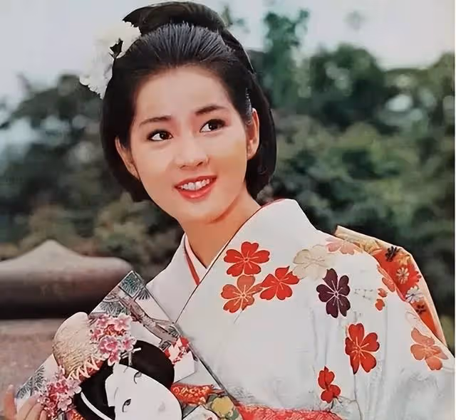 富貴花，好像真的只能誕生在富貴里
