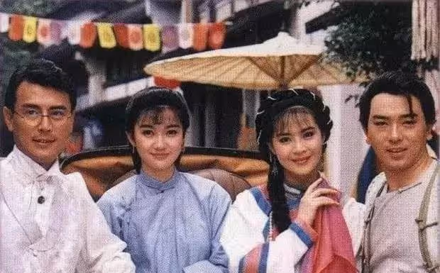 張晨光200萬豪車曝光,一件衣服穿35年,億萬家產卻全上交老婆