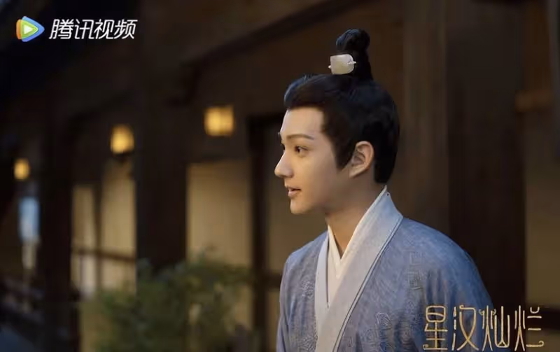 《月升滄海》原著小說最帥美男！三叔被程少商夸極美，文帝長相不輸凌不疑