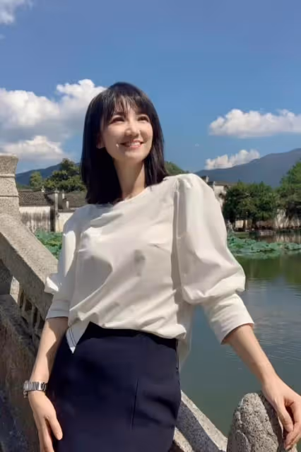 安徽台美女主持亞群喜得千金!40歲高齡生女,老公身份至今成謎