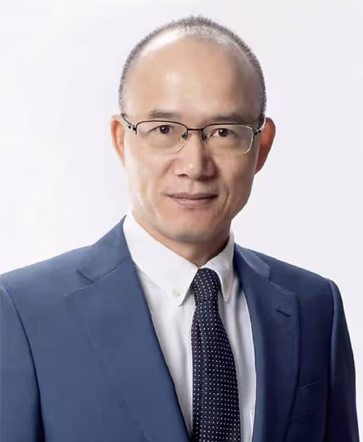 李冰冰與眾富豪聚餐,小露香肩身材火辣,博納總裁上海前首富均在