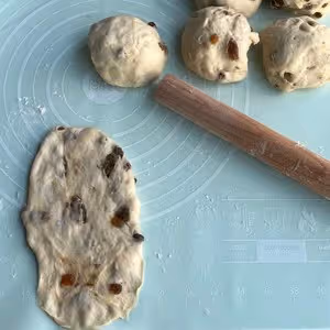奶香鬆軟的葡萄乾麵包｜有手就會
