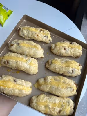 奶香鬆軟的葡萄乾麵包｜有手就會
