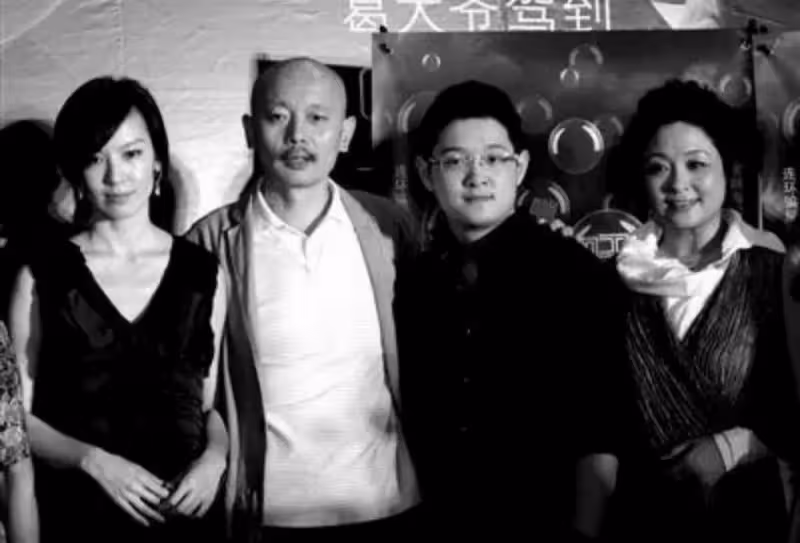 孝順葛優:陪伴母親戰勝喪親綜合症,娶妻35年無悔