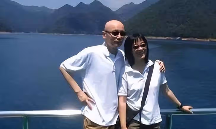 孝順葛優:陪伴母親戰勝喪親綜合症,娶妻35年無悔