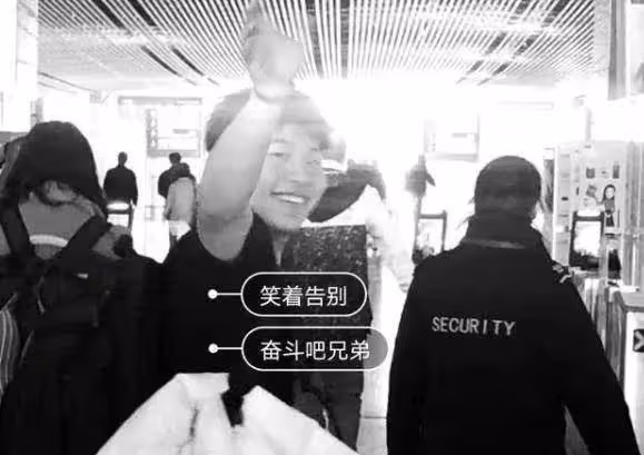 陳坤20歲兒子近照曝光，穿6千短袖打扮有型，氣質和爸爸越來越像