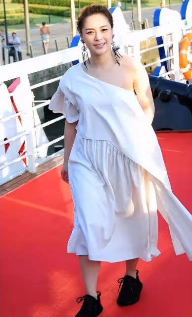 臉很美，身材卻是不可描述，可惜6位女星都有自己的「缺陷」