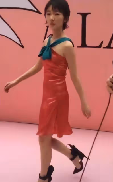 臉很美，身材卻是不可描述，可惜6位女星都有自己的「缺陷」