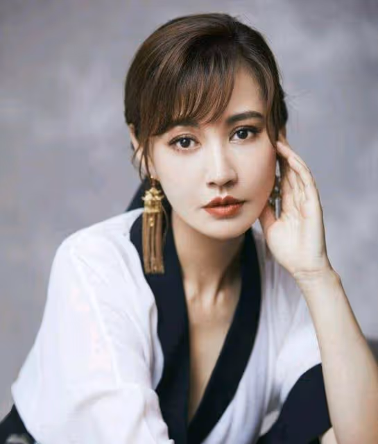 這些女明星「突然消失」，張娜拉楊丞琳很活該，劉丹陳琳好可惜