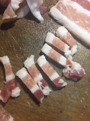 滷肉飯（小朋友也可以吃的喔）