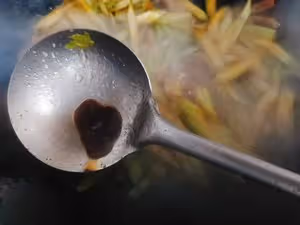 家常菜——芹菜炒肉