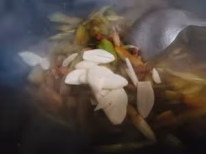 家常菜——芹菜炒肉