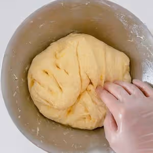 免揉白麵包，超級柔軟