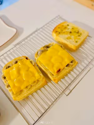 免揉白麵包，超級柔軟