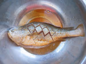 什錦紅燒魚，年夜飯必備，醬香下飯，老幼皆宜