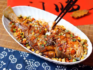 什錦紅燒魚，年夜飯必備，醬香下飯，老幼皆宜