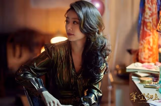 46歲林心如曬泳衣照秀好身材，素顏散發少女味，真實體重令人羨慕
