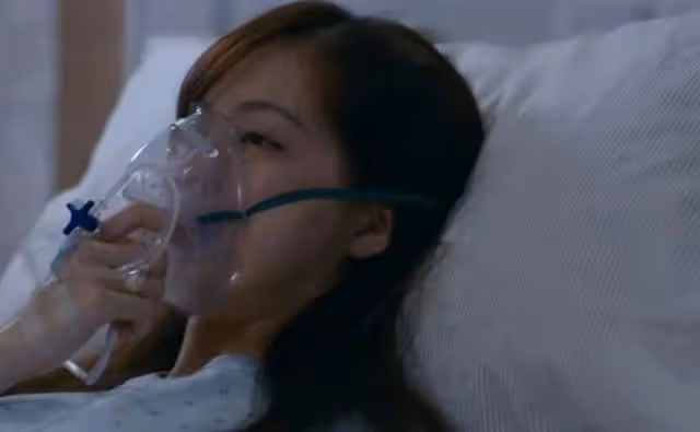 新劇演瀕死病人！TVB上位小花人氣急升，曬三點式泳衣回饋粉絲