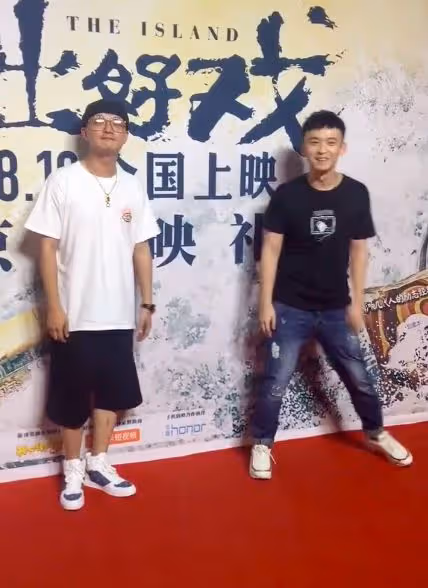 董子健同框包貝爾輸的好徹底,氣質猥瑣又油膩,王京花也救不了!