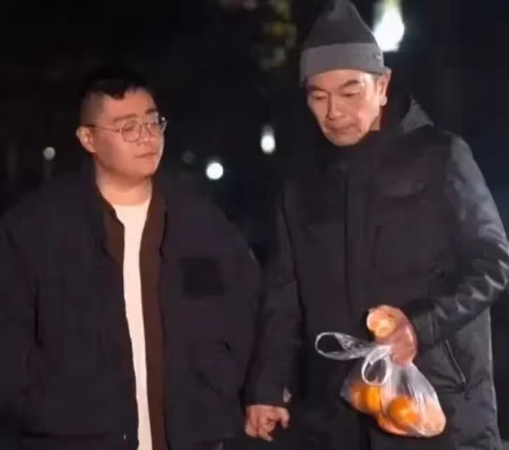 郝劭文4歲爆紅9歲隱退,千萬片酬被父母敗光,如今「靠直播30天做到3.3億」,大起大落看盡人間冷暖