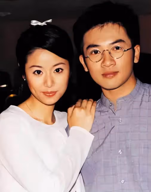 凍齡女神林心如為何「未婚先孕」?看完她的5任男友,全明白了