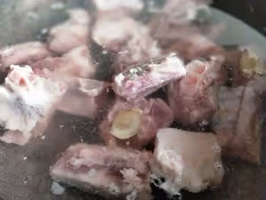 排骨香菇玉米蓮藕湯