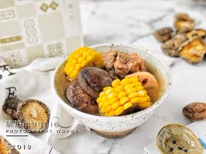 排骨香菇玉米蓮藕湯