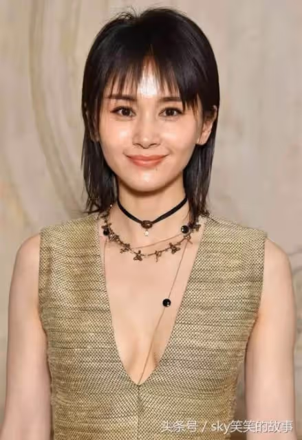 明星無修圖：趙麗穎憔悴、蔣欣顯老、楊冪豐滿變胖、鹿晗完全認不出，最厲害的就是迪麗熱巴了