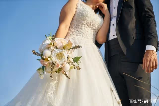 「婆婆,不用等明年,就今天好了」兒媳掀了自己做的菜,提出離婚
