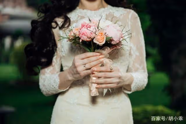 「婆婆,不用等明年,就今天好了」兒媳掀了自己做的菜,提出離婚