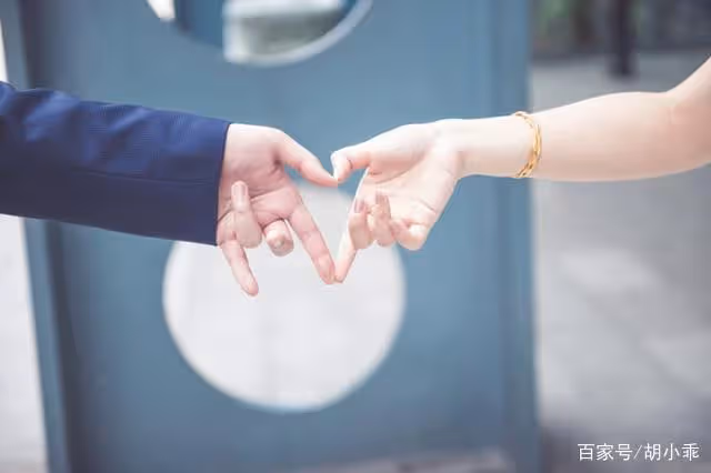 「婆婆,不用等明年,就今天好了」兒媳掀了自己做的菜,提出離婚