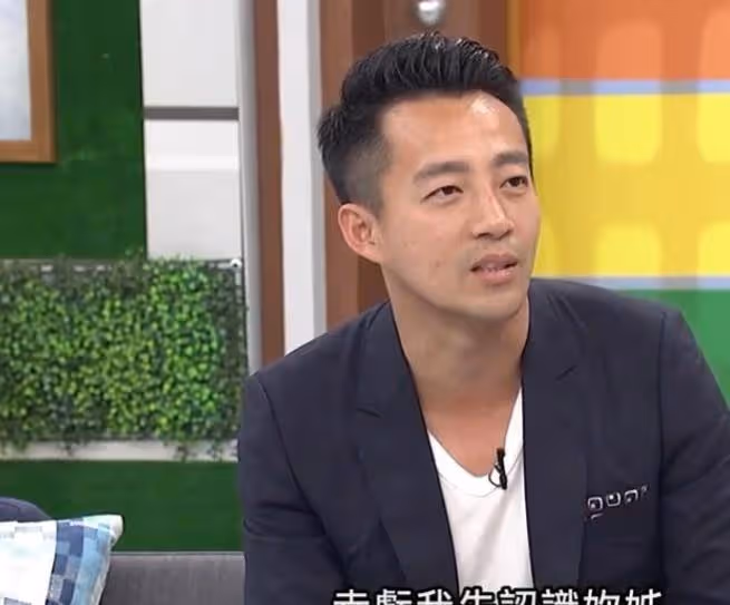 汪小菲:你妹對老公多好,不干涉老公,大S:你是不是暗戀我妹?