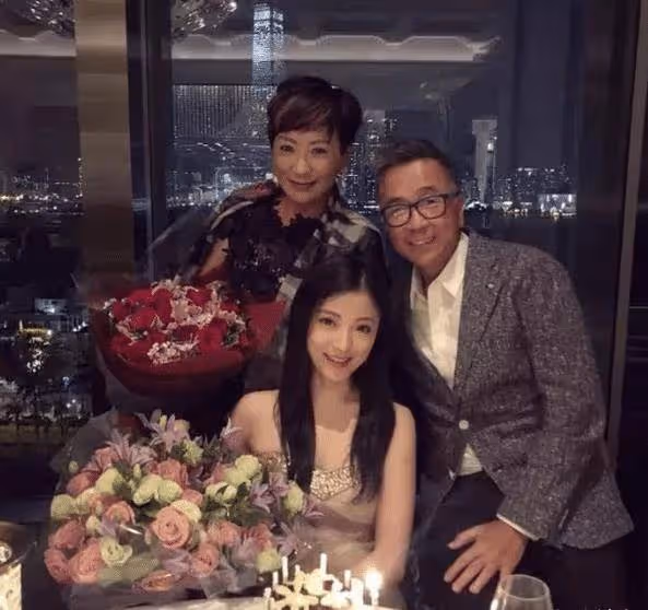 不愛高顏值優質老公偏要不忠誠「丑」男!何猷亨前女友的操作讓人三觀盡碎