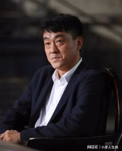 24年後再看何冰，才明白一頓飯就把老婆娶回家，到底有多幸運