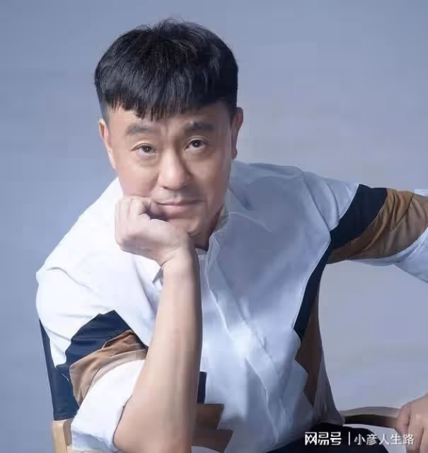 24年後再看何冰，才明白一頓飯就把老婆娶回家，到底有多幸運