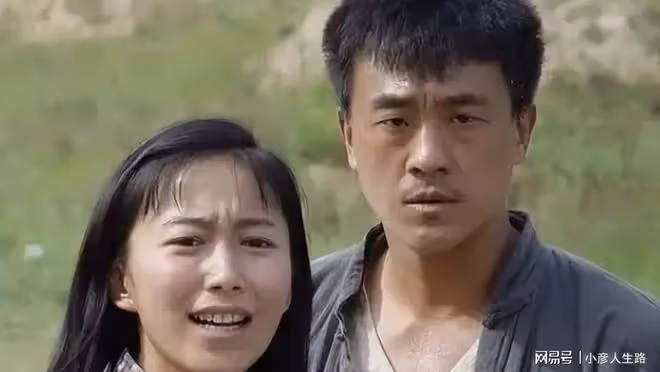 24年後再看何冰，才明白一頓飯就把老婆娶回家，到底有多幸運