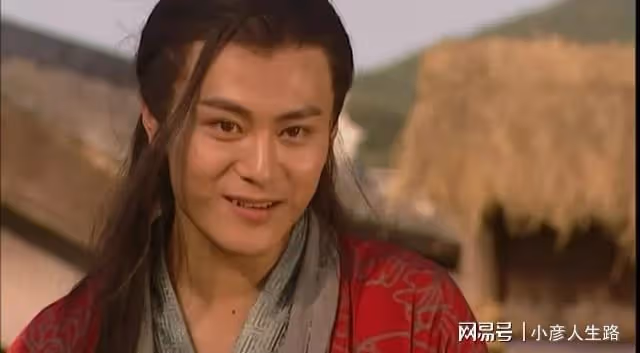 李解總把配角演成高光,比唐浩然更出彩的,是他的林平之和歐陽克
