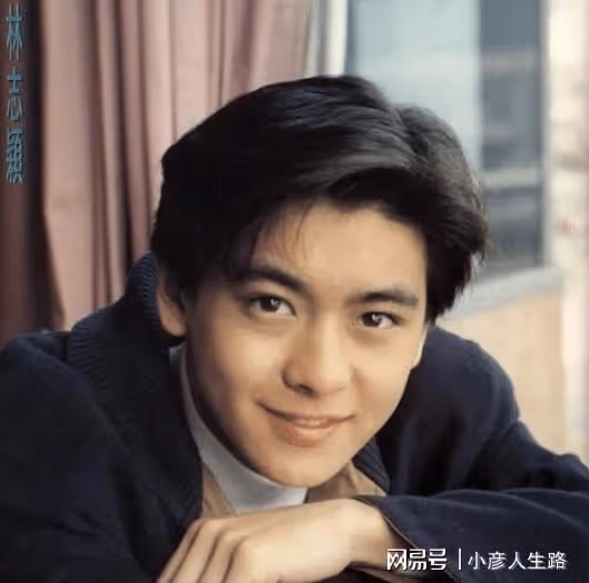 林志穎車禍後首曝近照，和妻子握手度過難關，顏值恐難恢復原貌