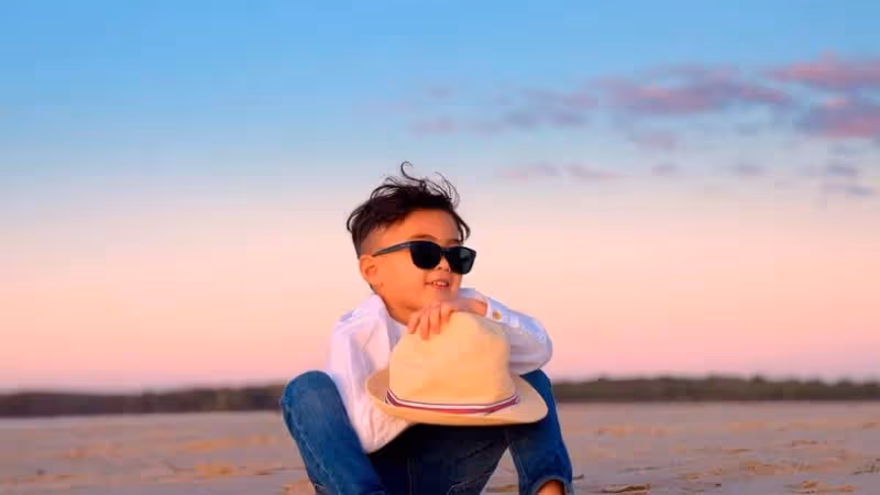 周杰倫父子合體！攜5歲兒子Romeo合拍MV萌度破表