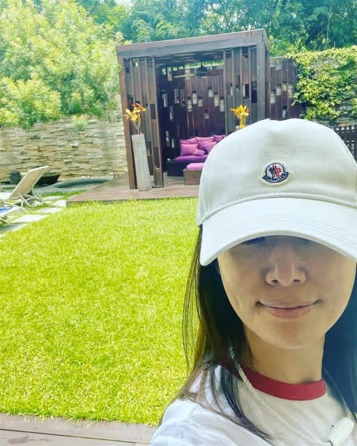 林心如緊貼霍建華放閃　罕曬比堅尼辣照網驚嘆：完全不像46歲！