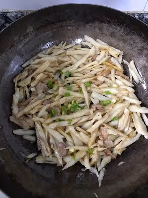 蓮藕炒肉絲