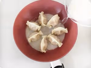 香脆美味的冰花煎餃