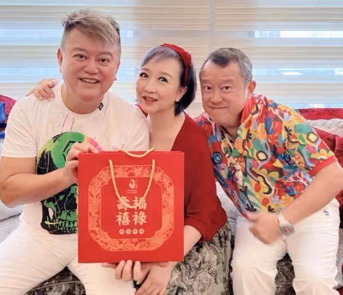 陳百祥「出爾反爾自打臉」，只為兄弟情，自曝曾志偉曾借給自己一個億救急，網：最好的朋友莫過於此