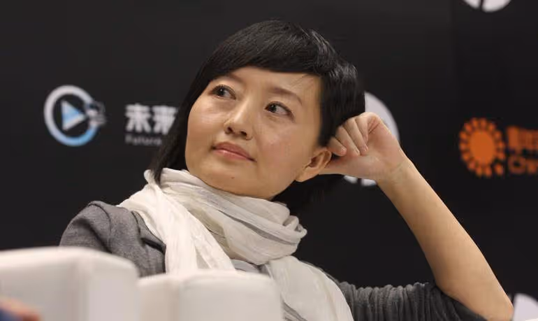 穹頂之下的謊言?仁慈正直的柴靜逃出美國,丁院士發出正義之聲