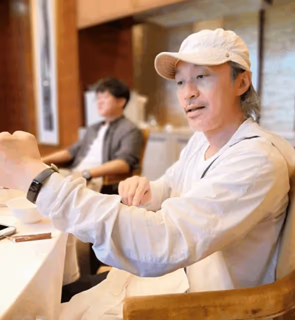 她和周星馳交往3年被小三！嫁大7歲老公「今51歲備受寵愛」　星爺卻白髮孤獨「終生難忘她」